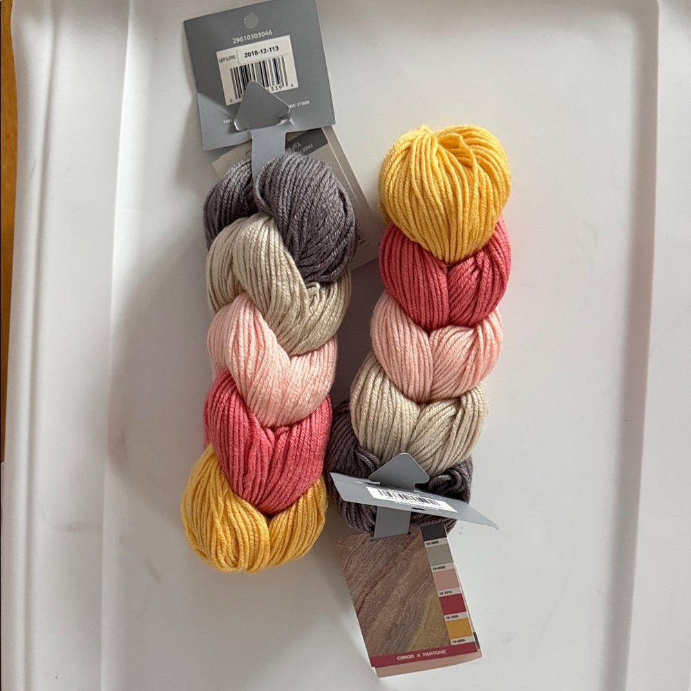 Caron Pantone bamboo yarn
Size 3.5 oz
Color: multi
2 pk